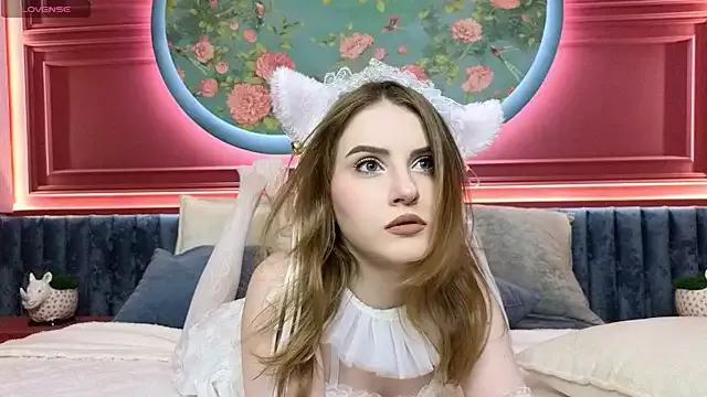 EllieMori on StripChat 