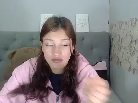 Emma-Wilson on StripChat 