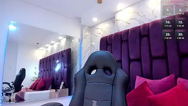 emma_carterr1 on StripChat 
