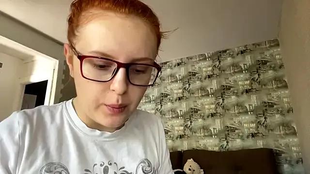 EmmaGinger on StripChat 
