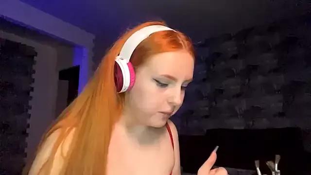 EmmaGinger on StripChat