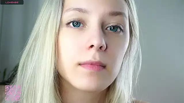 EngelFugler on StripChat 