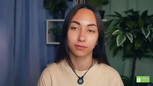 ErleneEggett on StripChat 
