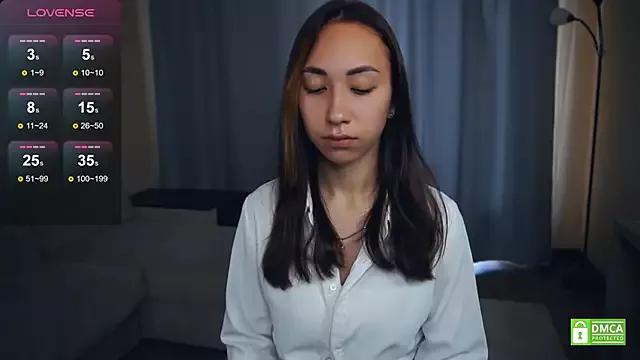 ErleneEggett on StripChat 