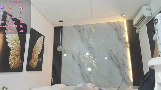 estephany_doll on StripChat 