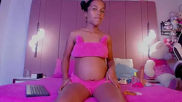 Everly_Smith on StripChat 