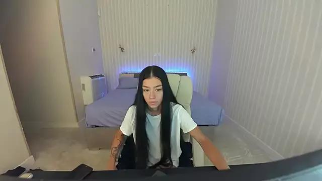 FataleNellie on StripChat 