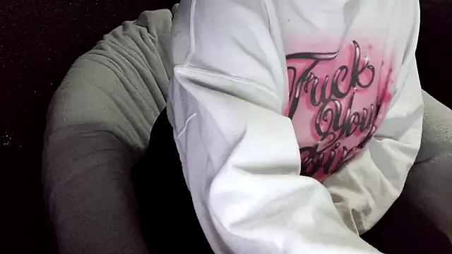 Freechat fetishslut4u on StripChat
