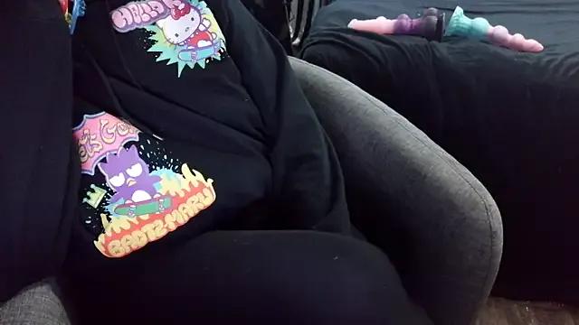 Freechat fetishslut4u on StripChat