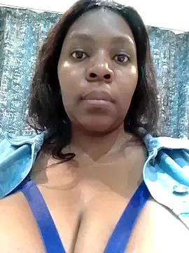 GaggingQueenxx on StripChat 