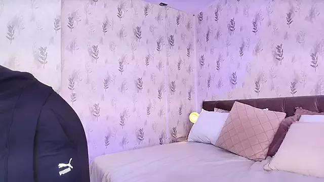Giaa_Ross on StripChat 