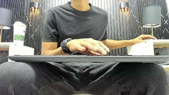 Gregory_Sforza on StripChat 