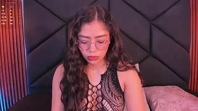 Hannah_Pavan on StripChat 
