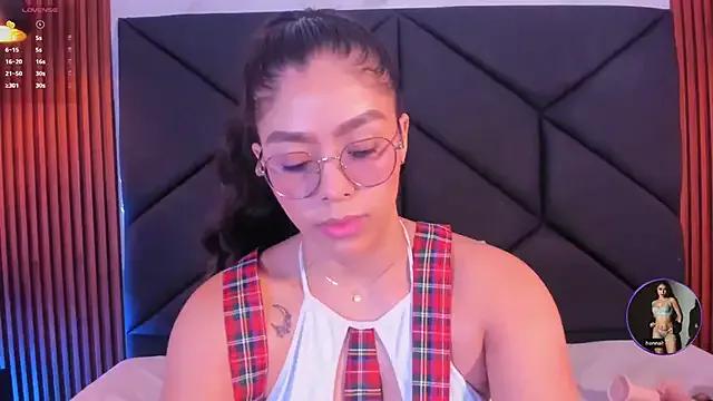 Hannah_Pavan on StripChat