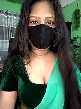 Idhika-Paul on StripChat 