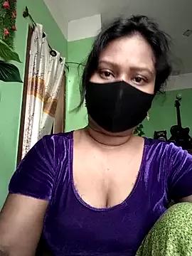 Idhika-Paul on StripChat 