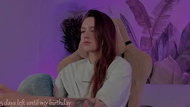 JennyDens on StripChat 
