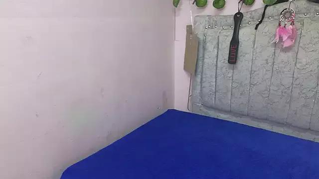 katalinathxandbritney1 on StripChat