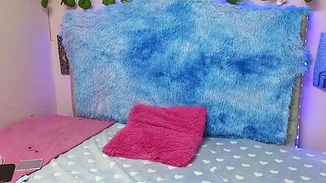 katalinathxandbritney1 on StripChat 