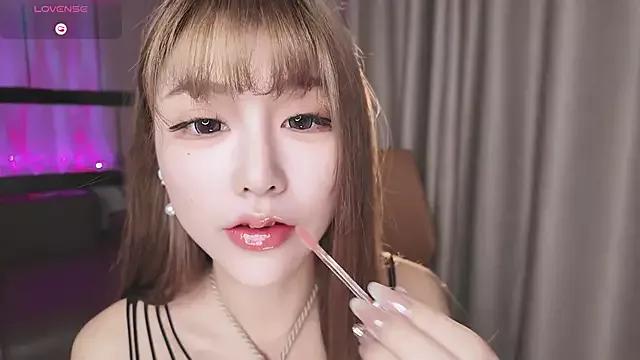 Kiki--2025 on StripChat 