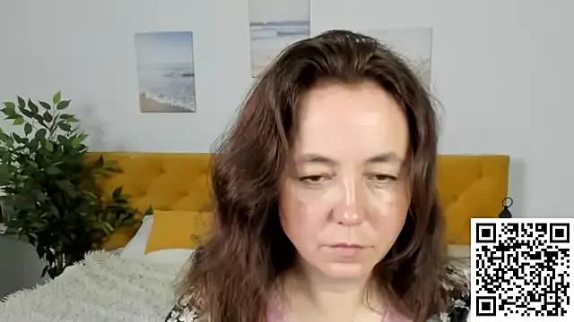 Freechat Kira_Adler on StripChat