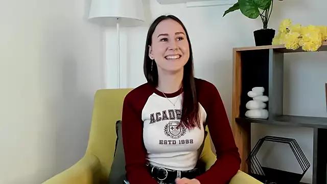 KizzyKailiponi on StripChat