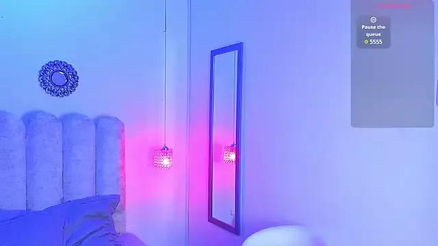 lanna_brunette on StripChat 
