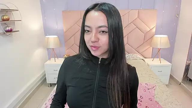 Lara_Rouss_ on StripChat 