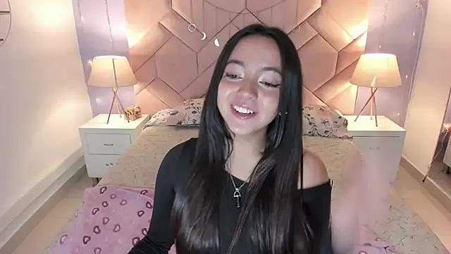 Lara_Rouss_ on StripChat 