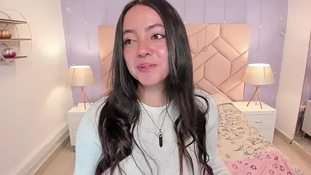 Lara_Rouss_ on StripChat 