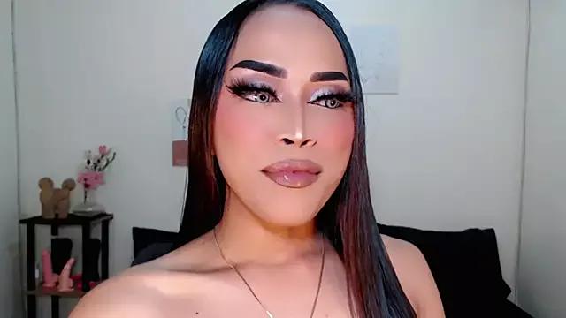 Lessandra_Lust on StripChat 