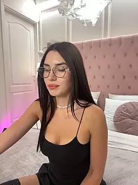 LibbyBel on StripChat 