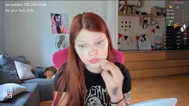 lil_lia on StripChat 