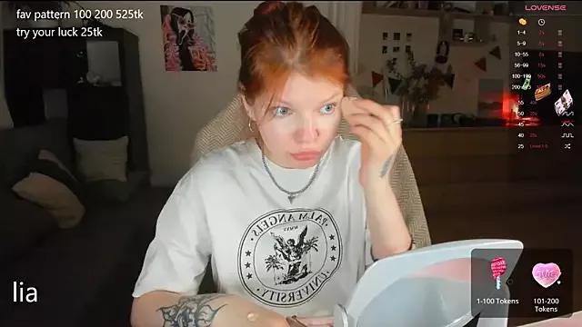 lil_lia on StripChat 