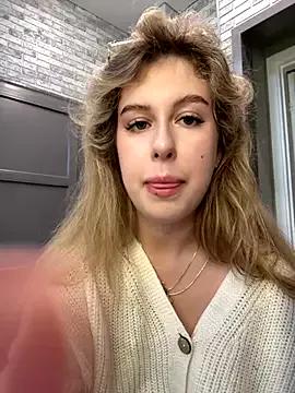 Lillian_Dyson on StripChat 