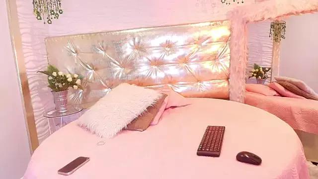 lilyth_bloom on StripChat 