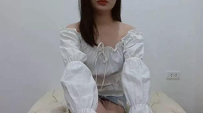 littlecn on StripChat 
