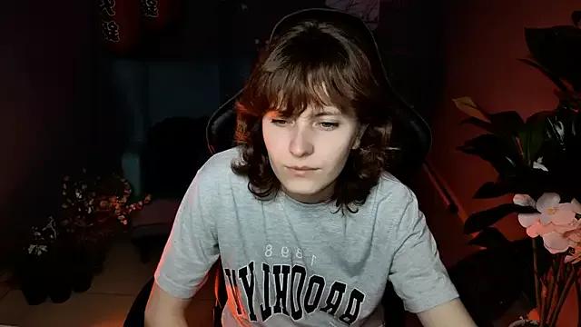 LolaAsmus on StripChat 