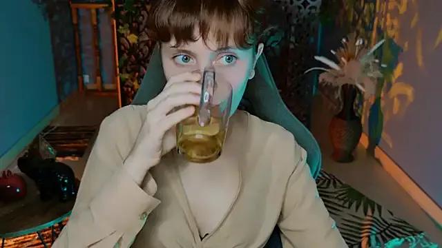 LolaAsmus on StripChat 