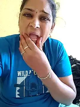 madavi123 on StripChat 
