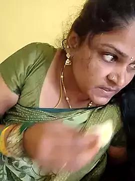 madavi123 on StripChat 