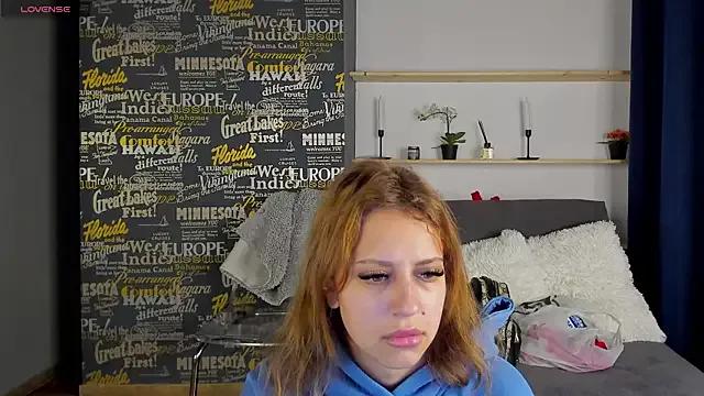 MaddieRay on StripChat 