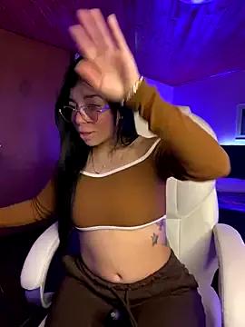 Maddy_Piink on StripChat 