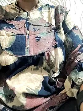 meenu_bhabhi547 on StripChat 