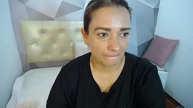 Milf-Prettyboobs