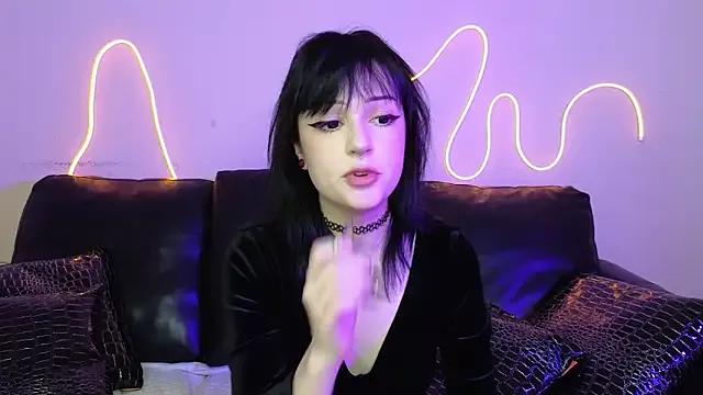 mimi_purrs on StripChat 