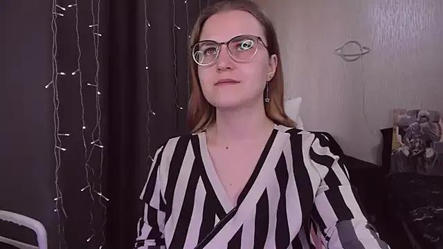 MissBrightShine on StripChat
