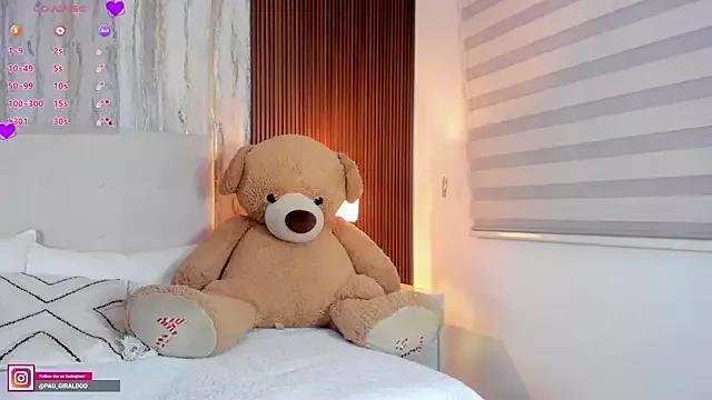 misspaulinaa on StripChat 