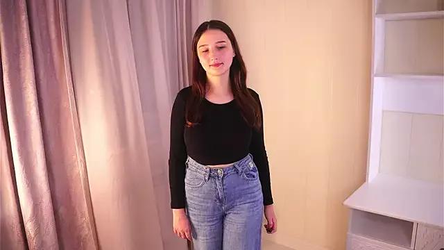 MittieRichison on StripChat
