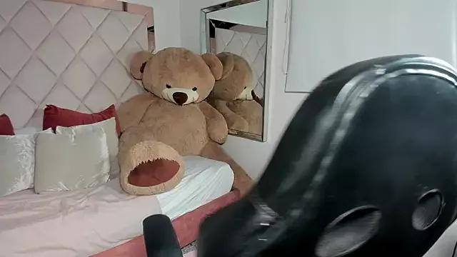 molly_gomezz on StripChat 